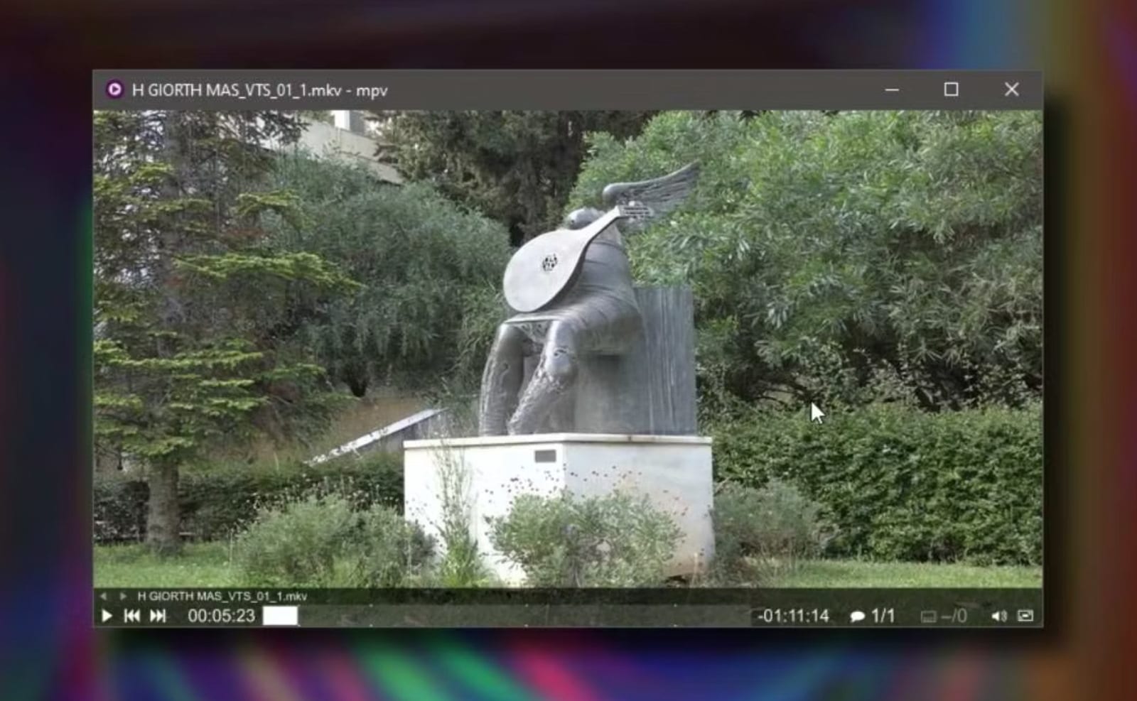 MPV vs VLC comparison or Try Elmedia video player